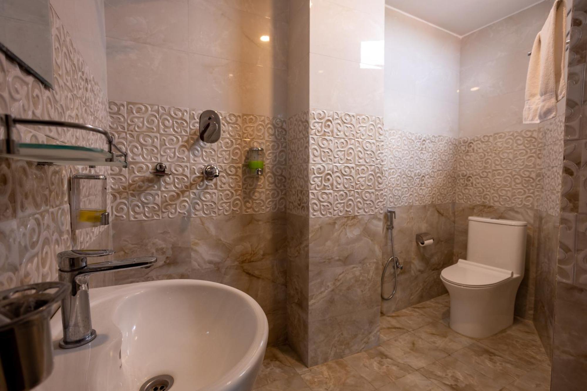 Airport Himalaya Boutique Hotel Katmandu Kültér fotó